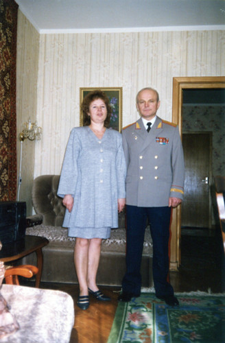 Получение генеральского звания. Фото с супругой. Май 1991 года.